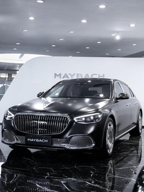 广州78岚图汽车的售后服务让用户无忧出行，迈巴赫未来的豪华车趋势